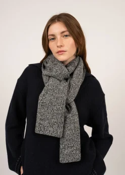 Bréauté wool scarf