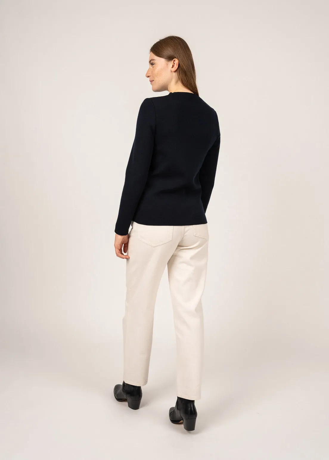 Brehat V neck jumper