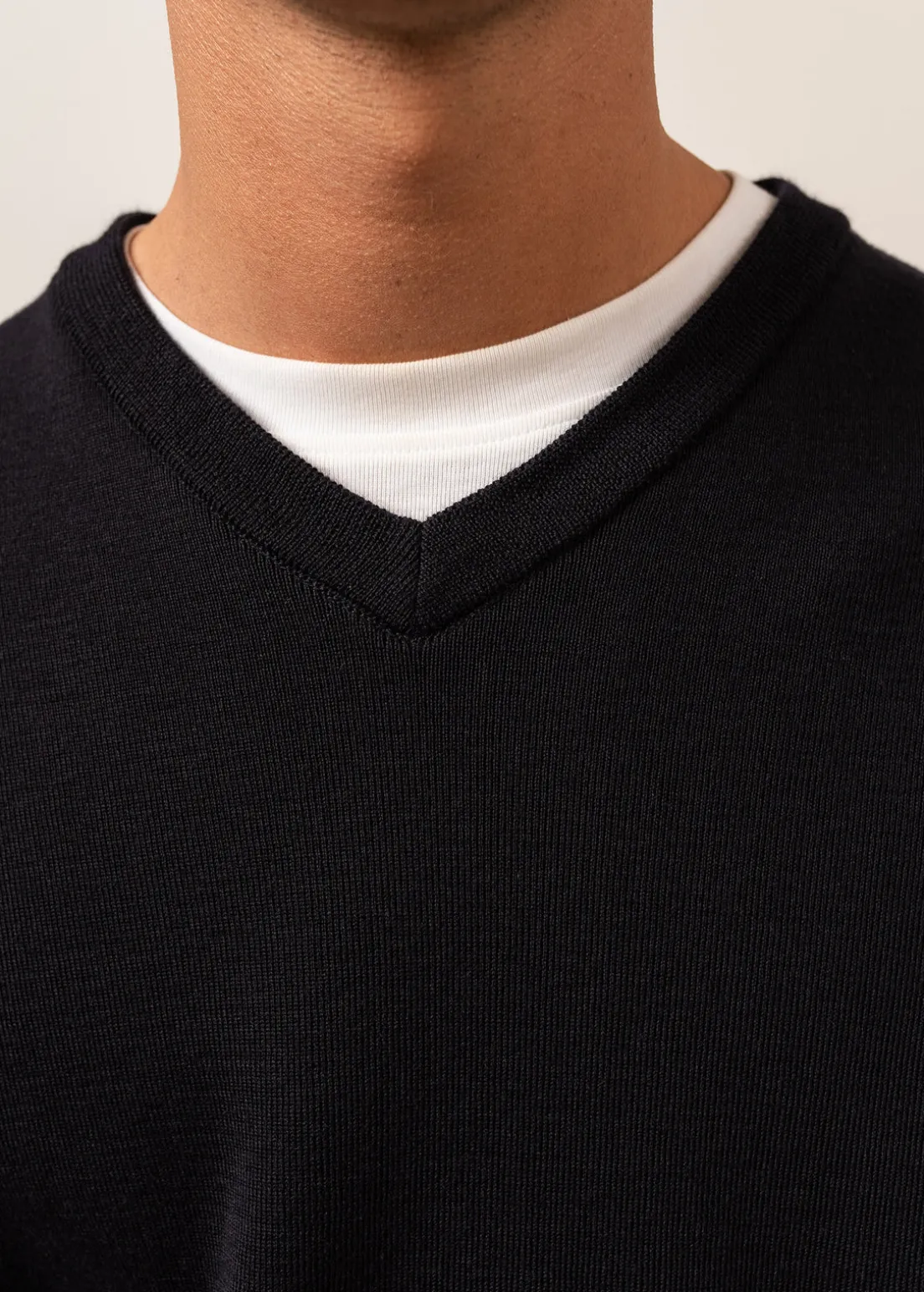 Cuirassé V neck jumper