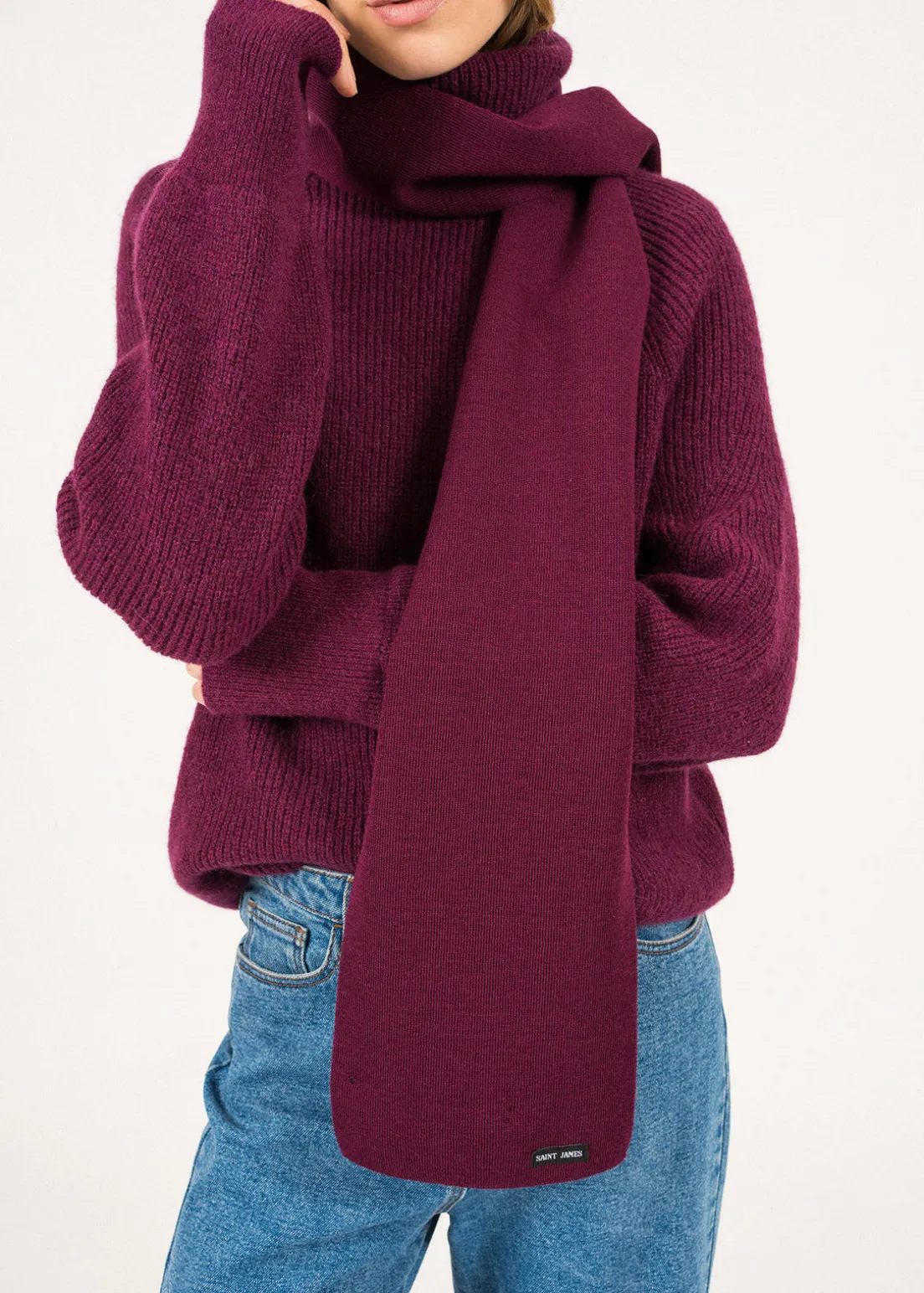 Plain scarf