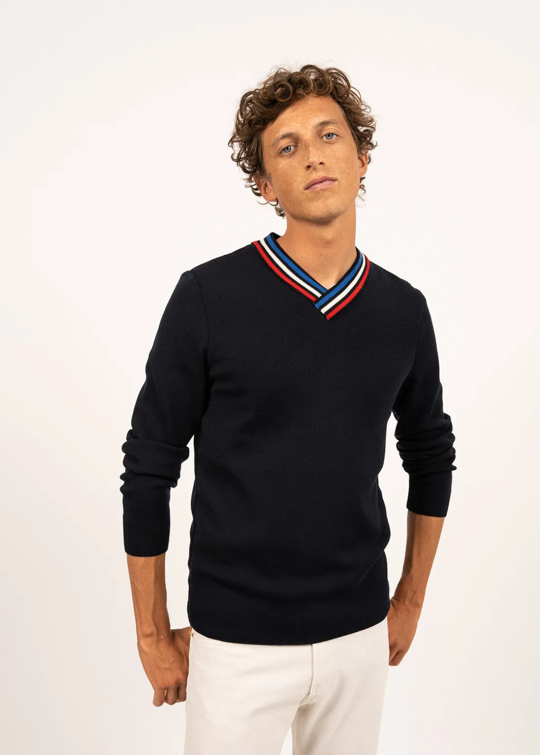 Wool jumper with contrasting V neck